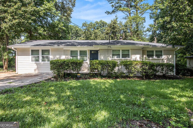 property at 1975 Glenmar Dr