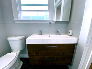 1465 1st Ave, Unit 1469A in Oakland, CA - Building Photo - Building Photo