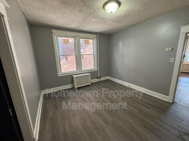 1818 Walnut St in Harrisburg, PA - Building Photo - Building Photo