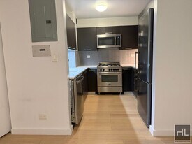 East 39th Street in New York, NY - Building Photo