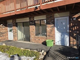 841 Woodtick Rd in Waterbury, CT - Building Photo