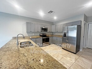 4850 24th St SW in Lehigh Acres, FL - Building Photo - Building Photo