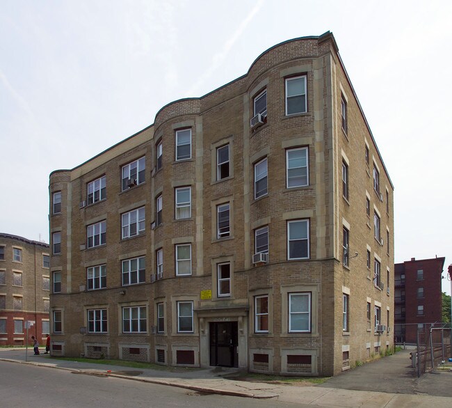 Cityview Commons in Springfield, MA - Building Photo - Building Photo