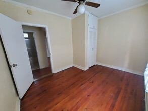 120 Coming St, Unit B in Charleston, SC - Building Photo - Building Photo