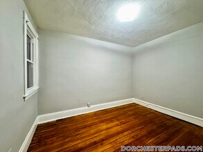 76 Florida St in Boston, MA - Building Photo - Building Photo