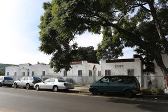 2627 West Blvd in Los Angeles, CA - Building Photo - Building Photo