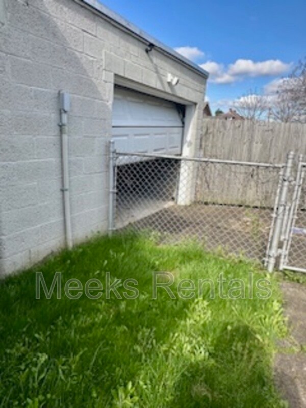 709 Adams St in Charleston, WV - Building Photo - Building Photo