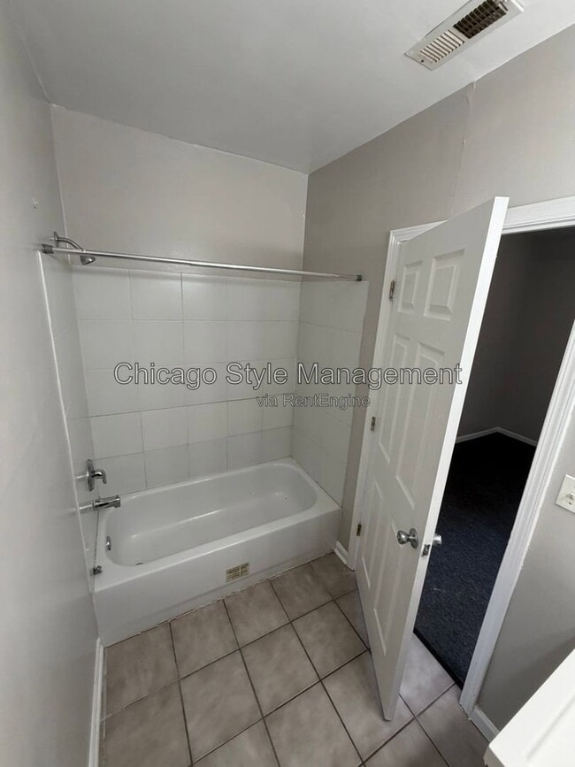property at 6439 S St Lawrence Ave