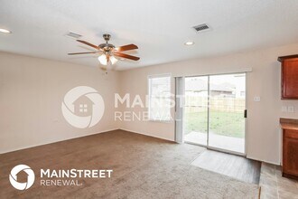 9212 St Martin Rd in Fort Worth, TX - Foto de edificio - Building Photo