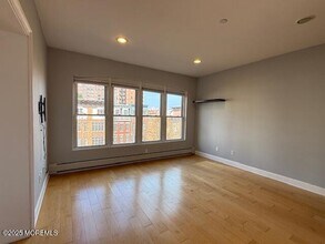 112 Liberty View Dr. in Jersey City, NJ - Building Photo - Building Photo
