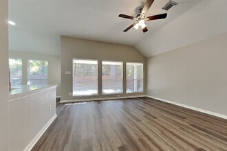 70 N Creekmist Pl in Conroe, TX - Building Photo - Building Photo