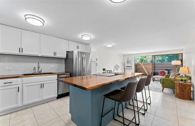 property at 68-090-90 Au St