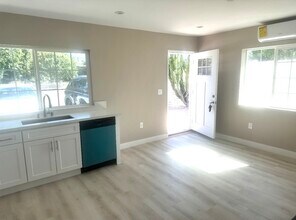 24047 Gilmore St in West Hills, CA - Building Photo - Building Photo