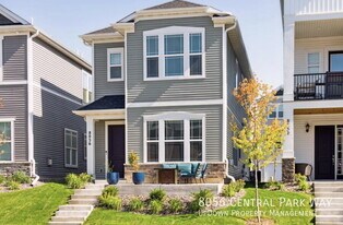 8056 Central Park Way in Maple Grove, MN - Building Photo