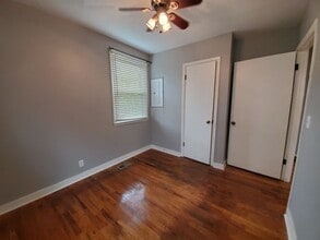 874 W Sharpe Ave in Nashville, TN - Building Photo - Building Photo