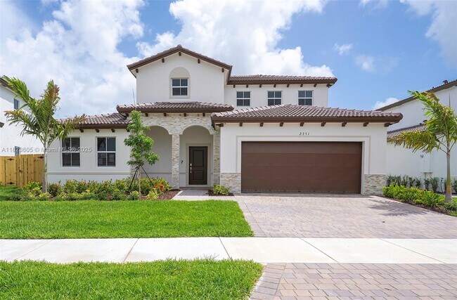 2351 SE 27th Dr in Homestead, FL - Building Photo - Building Photo