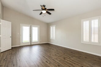 3134 E McKellips Rd in Mesa, AZ - Foto de edificio - Building Photo