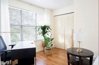 12950 Vista Isles Dr in Sunrise, FL - Building Photo - Building Photo