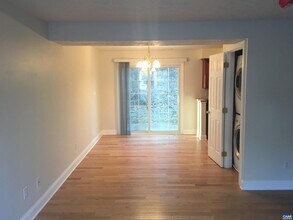 121 Longwood Dr in Charlottesville, VA - Building Photo - Building Photo