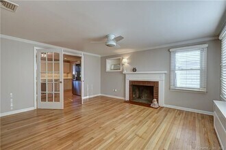 22 Usher St in Milford, CT - Building Photo - Building Photo