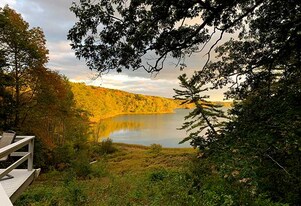 82 Westview Rd in Damariscotta, ME - Building Photo