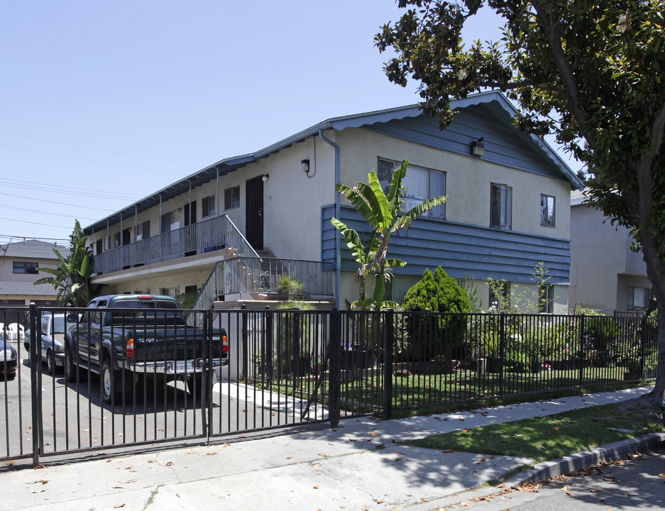 306 N Rose St in Anaheim, CA - Foto de edificio