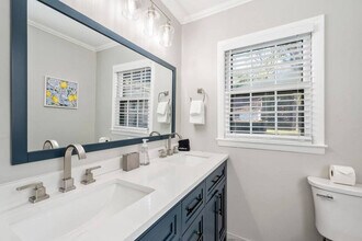 619 S Peachtree St in Norcross, GA - Building Photo - Building Photo