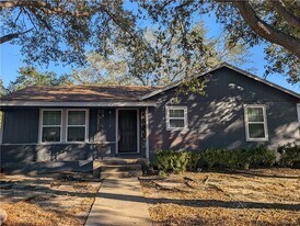 4110 Lowman St in Corpus Christi, TX - Building Photo