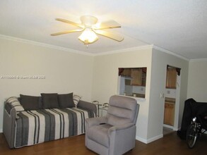 132 Andover E in West Palm Beach, FL - Building Photo - Building Photo