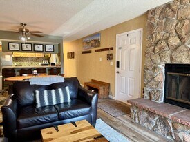 83 GCR 8400 in Fraser, CO - Building Photo