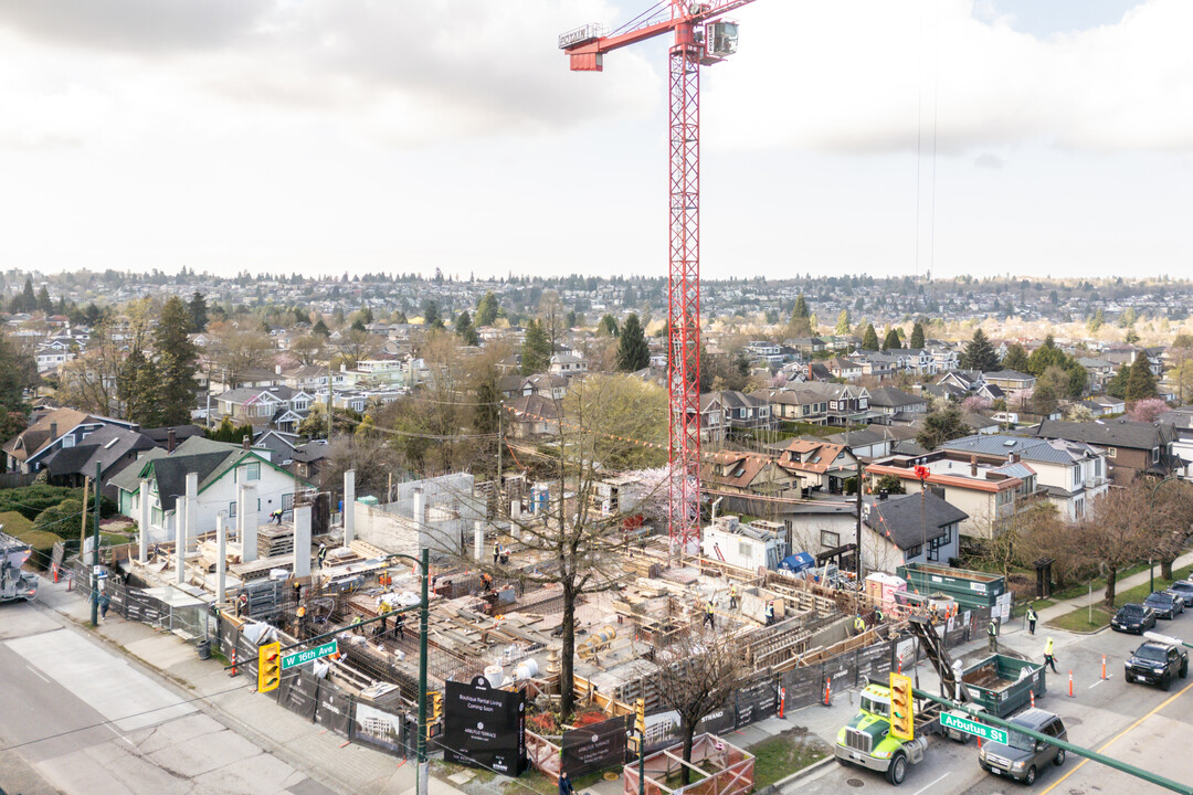 Arbutus Terrace in Vancouver, BC - Building Photo