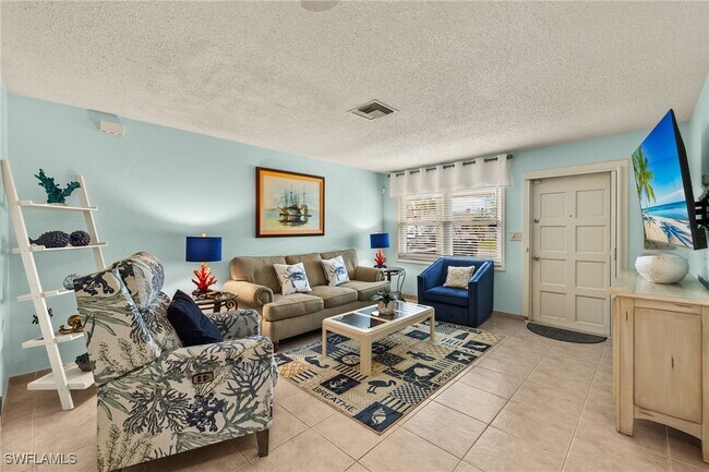 property at 1238 Forsyth Dr