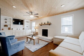 206 Goldstone Dr in Columbia, SC - Foto de edificio - Building Photo