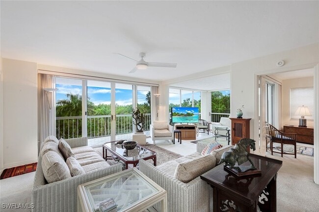 property at 5501 Heron Point Dr