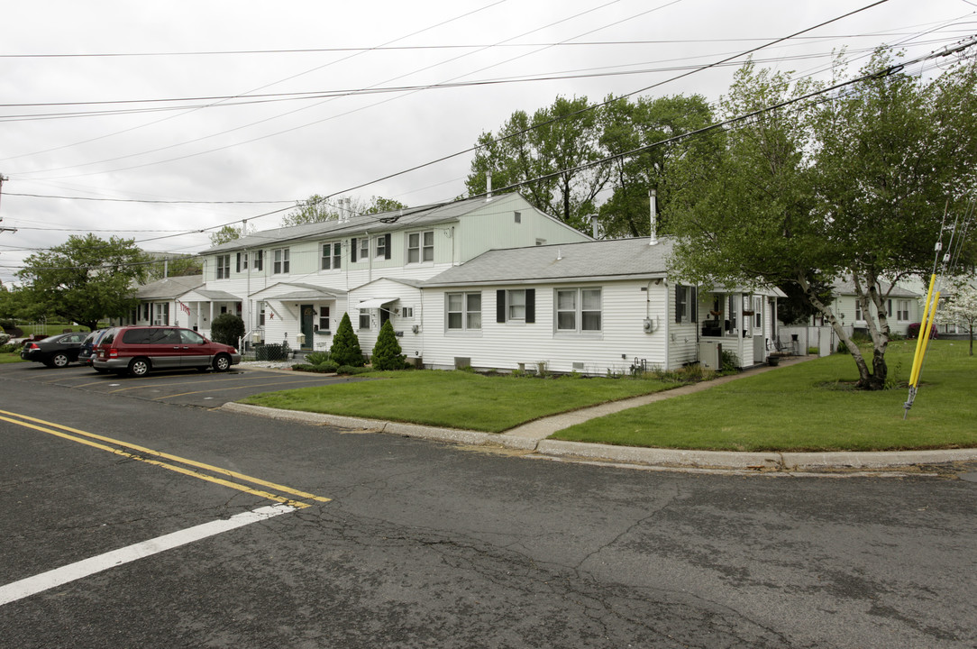 Fulmor Heights in Hatboro, PA - Building Photo