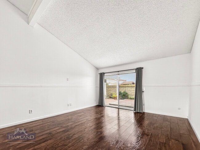 5820 Caminito Cardelina in San Diego, CA - Building Photo - Building Photo