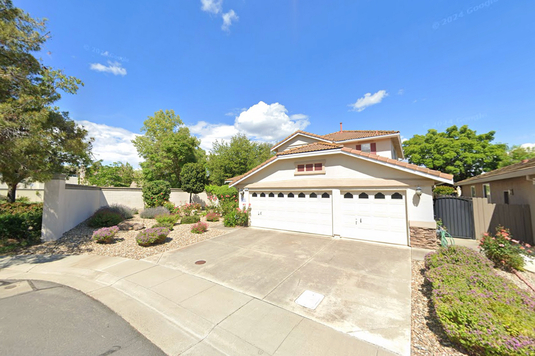 3303 Arroyo Ct in Davis, CA - Building Photo