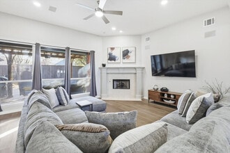 2008 Vista Dr in Lewisville, TX - Building Photo - Building Photo