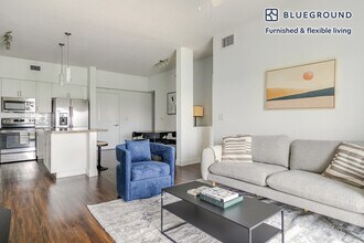 4300 SW 113th Terrace in Pembroke Pines, FL - Foto de edificio - Building Photo