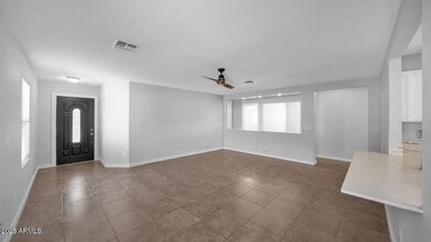 3216 W Mark Ln in Phoenix, AZ - Building Photo - Building Photo