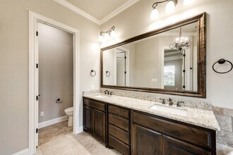 1400 Carnoustie Ct in Granbury, TX - Building Photo - Building Photo