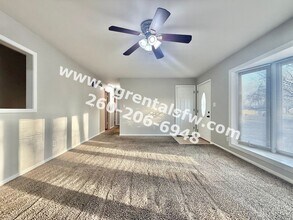 5037 Brook Dr in Fort Wayne, IN - Building Photo - Building Photo