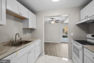 9786 Whiskey Run in Laurel, MD - Building Photo - Building Photo