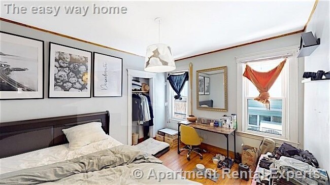 243 Summer St, Unit #1 in Somerville, MA - Building Photo - Building Photo