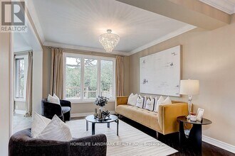 25 Oakcrest Ave in Markham, ON - Building Photo - Building Photo