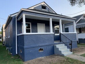 4815 Ohio St in Charleston, WV - Foto de edificio - Building Photo