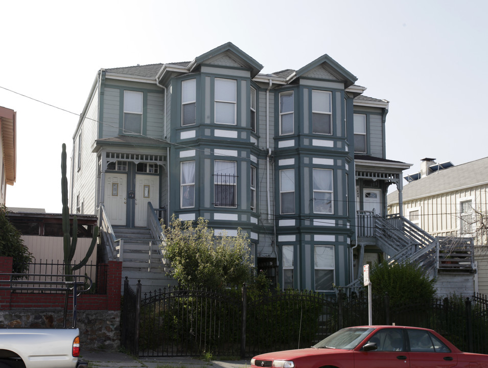 1436-1438 19th Ave in Oakland, CA - Building Photo