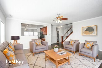 15238 Radiance Dr in Noblesville, IN - Foto de edificio - Building Photo