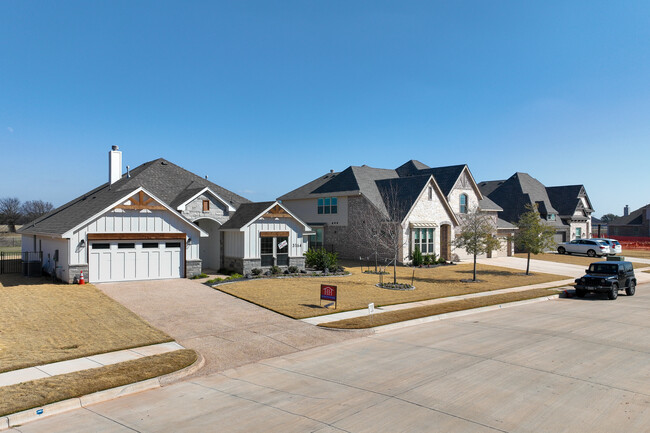 Abe's Landing in Granbury, TX - Building Photo - Building Photo