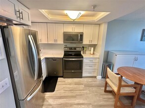 6009 Sea Ranch Dr, Unit 314 in Hudson, FL - Building Photo - Building Photo
